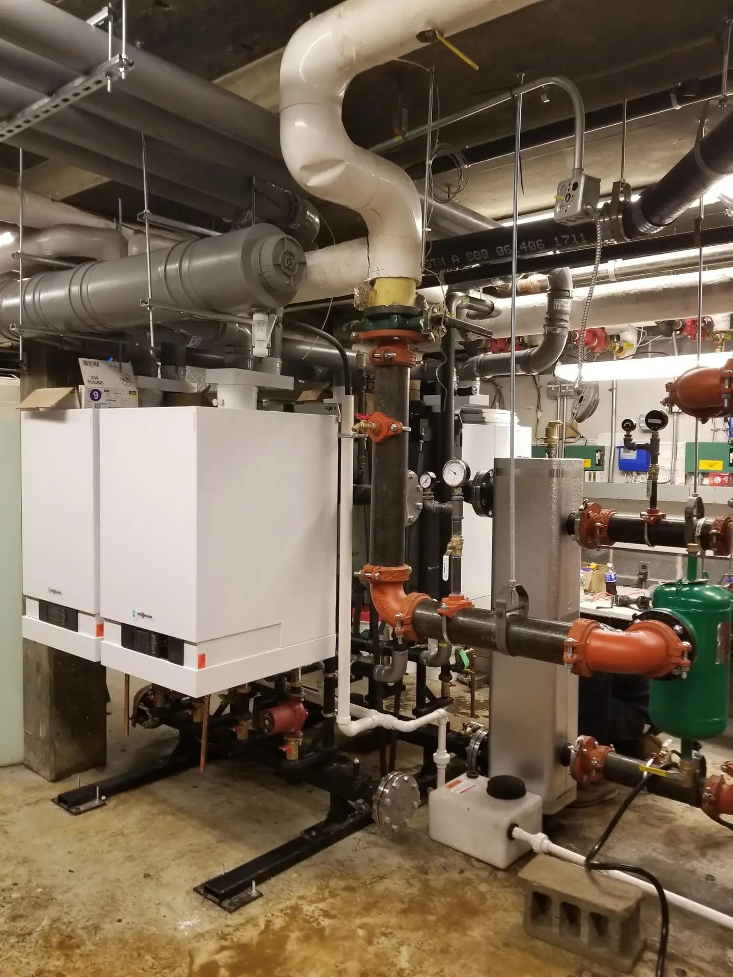 Wall-hung boiler with new near-boiler copper piping